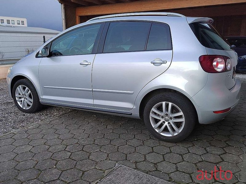 2013' Volkswagen Golf photo #6