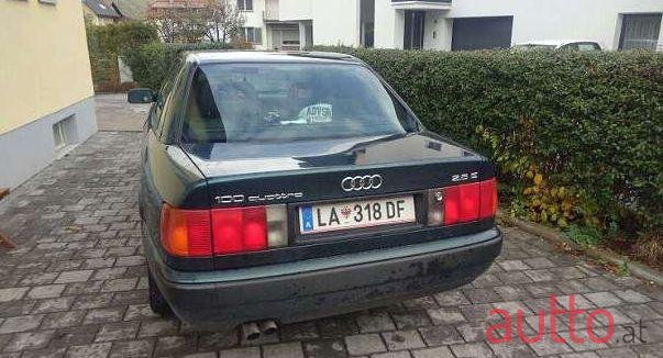 1993' Audi 100 photo #2
