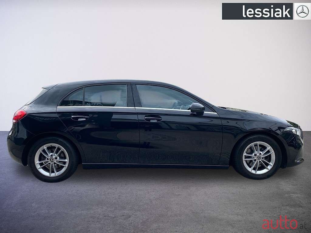 2018' Mercedes-Benz A-Klasse photo #2