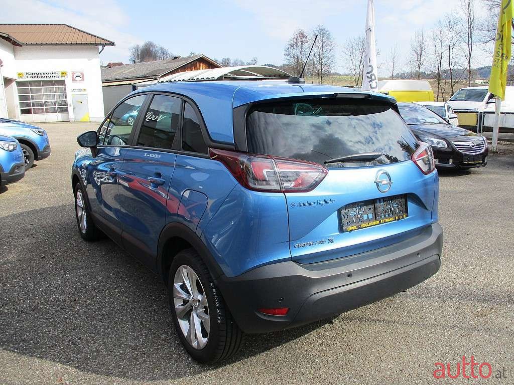 2020' Opel Crossland photo #3