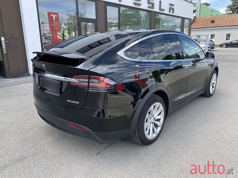 2020' Tesla Model X photo #5