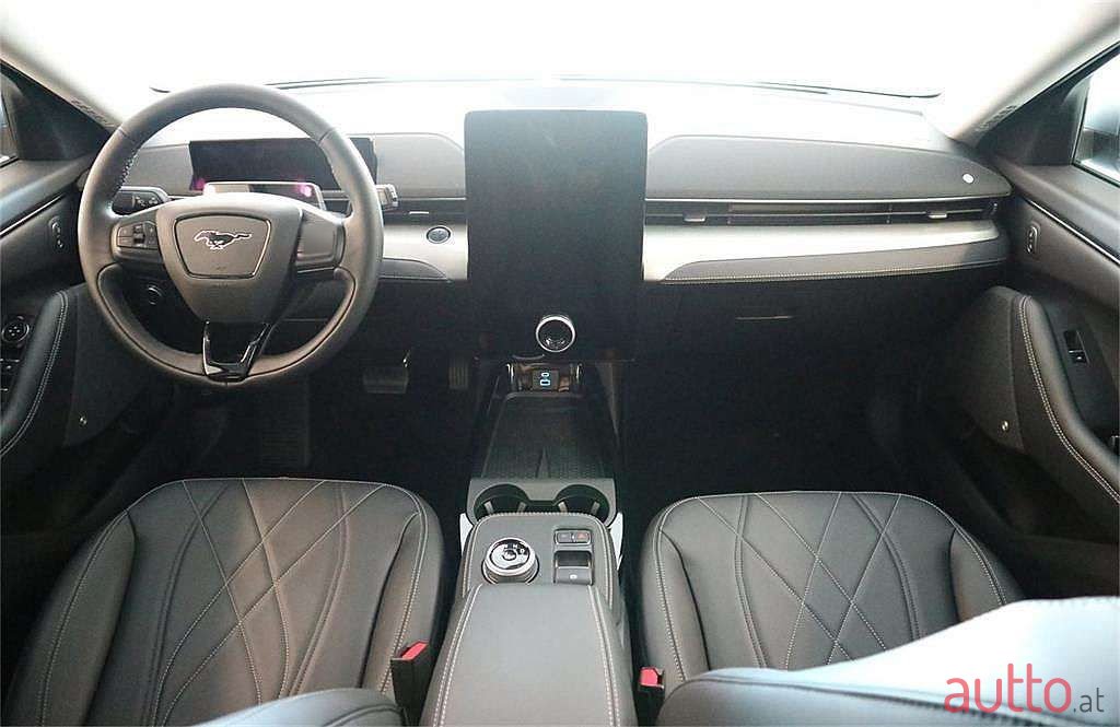 2022' Ford Mustang Mach-E photo #5