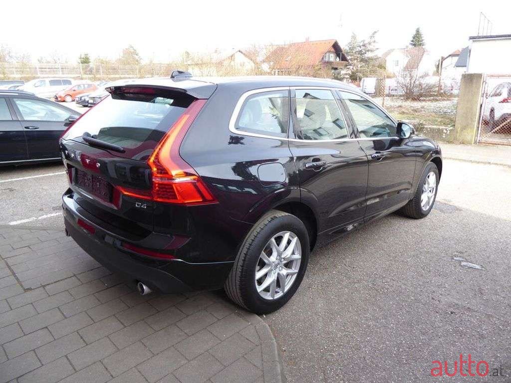 2018' Volvo XC60 photo #6