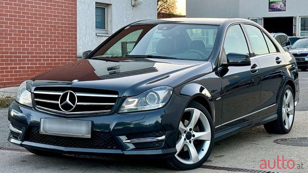 2014' Mercedes-Benz C-Klasse photo #1