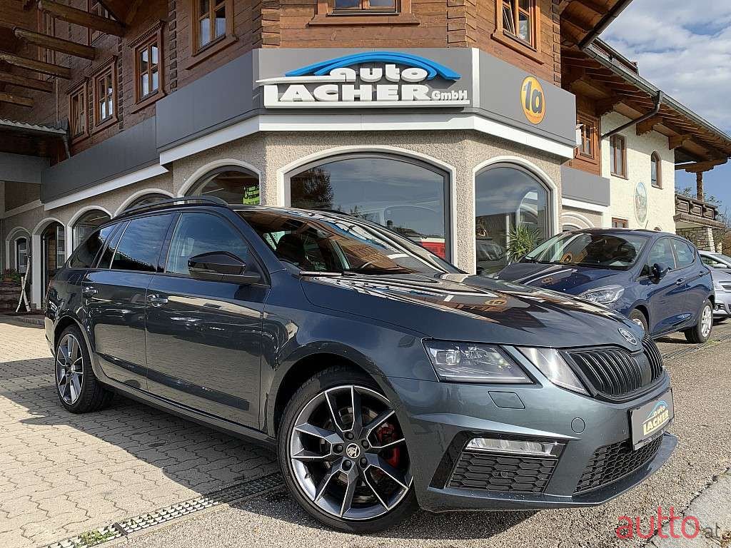 2019' Skoda Octavia photo #1