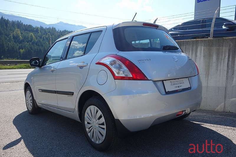 2014' Suzuki Swift photo #2