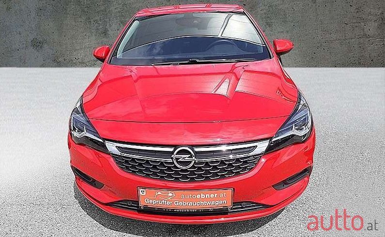 2016' Opel Astra photo #4