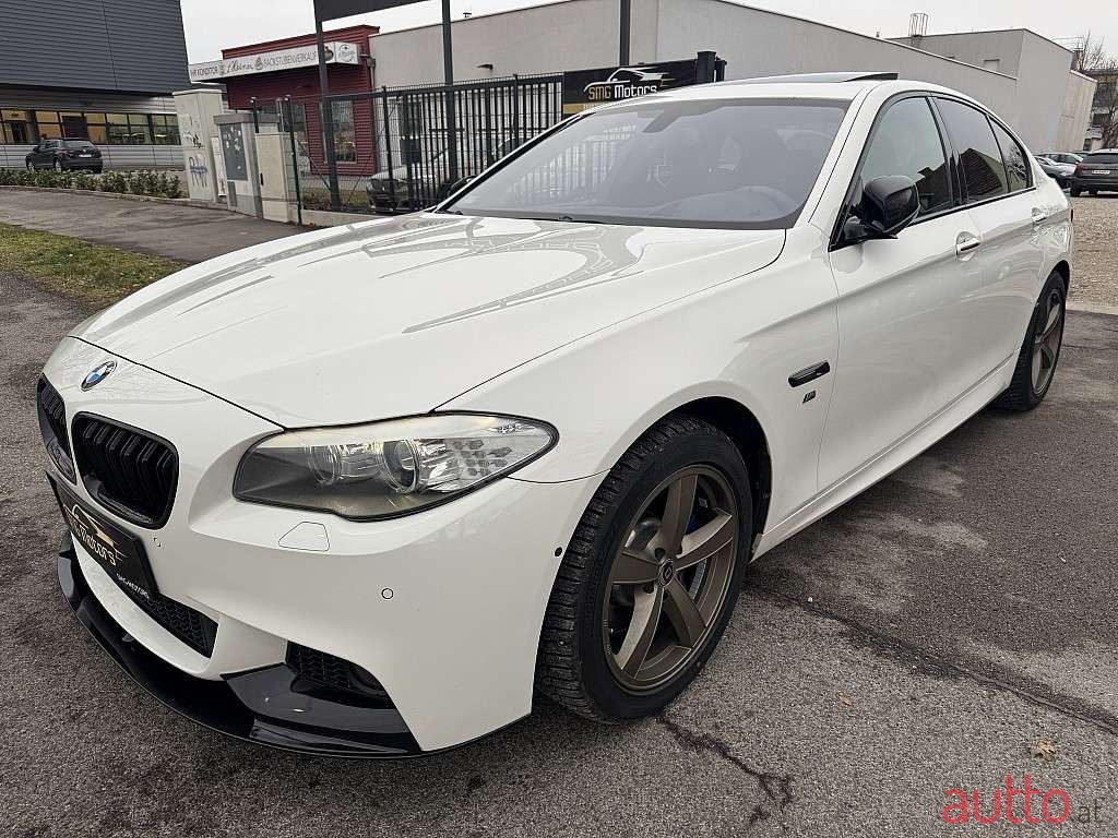 2013' BMW 5Er-Reihe photo #2