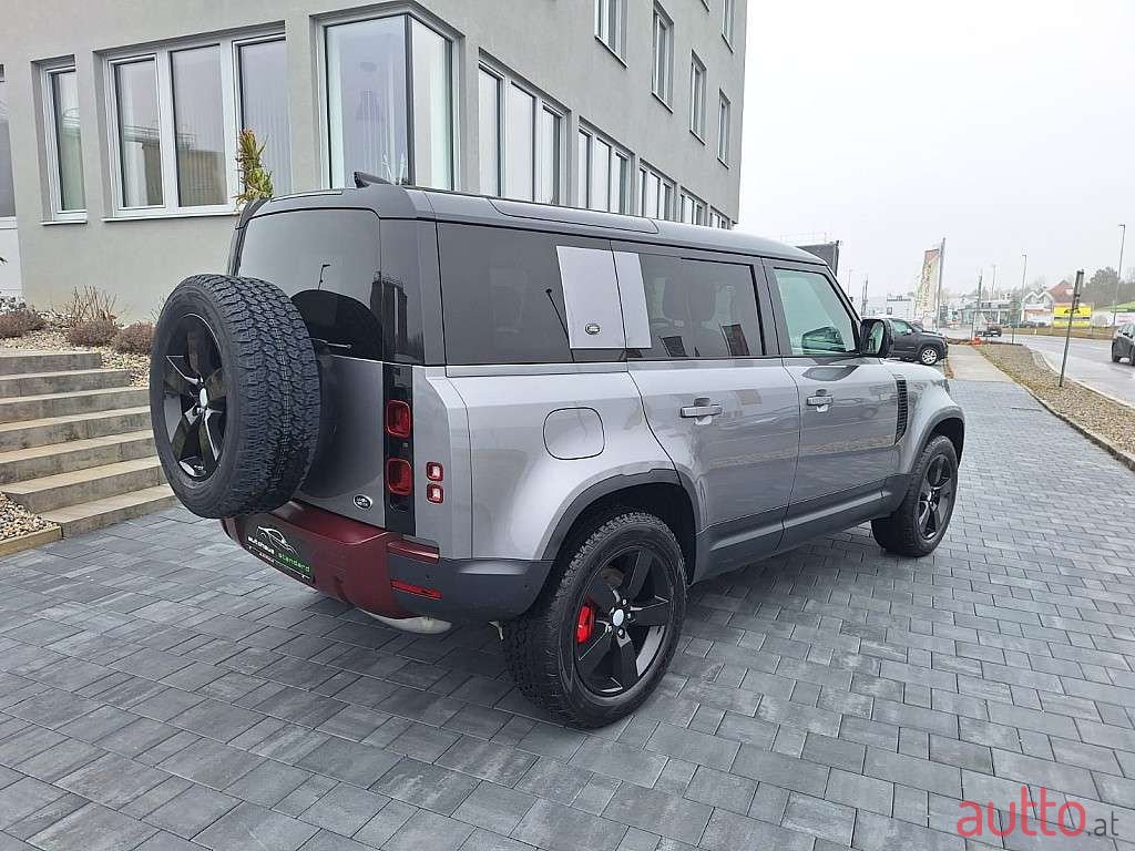 2021' Land Rover Defender photo #6