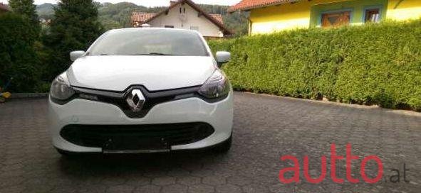 2016' Renault Clio photo #1
