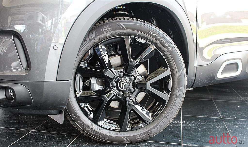 2022' Citroen C5 Aircross photo #5