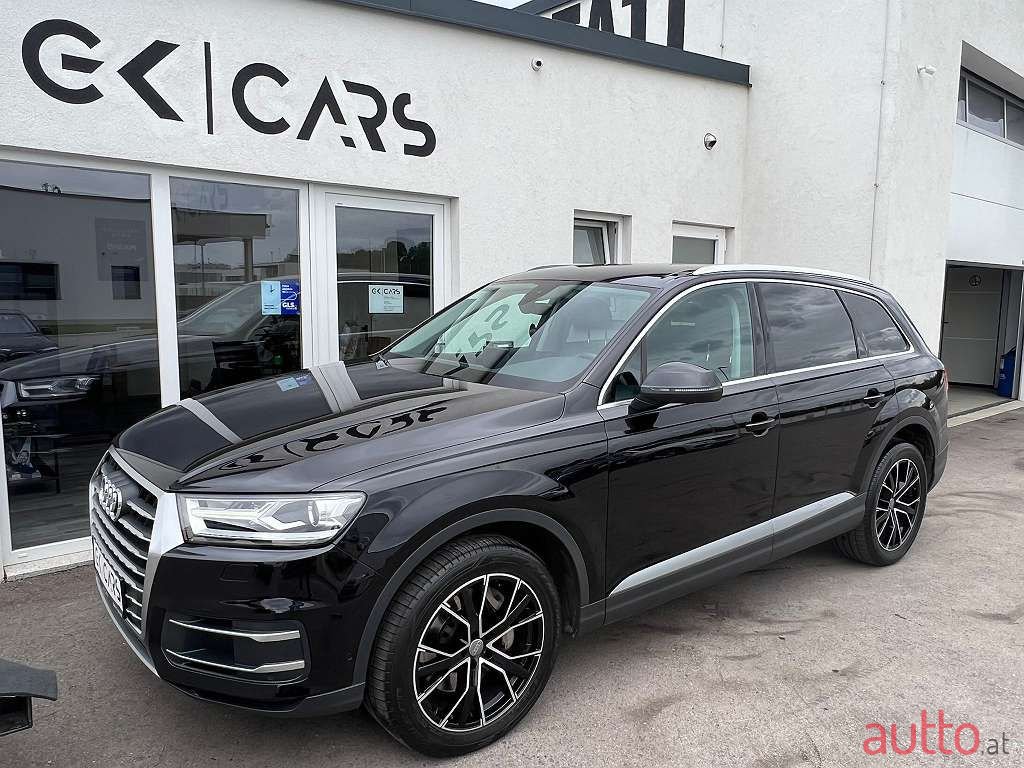 2017' Audi Q7 photo #2