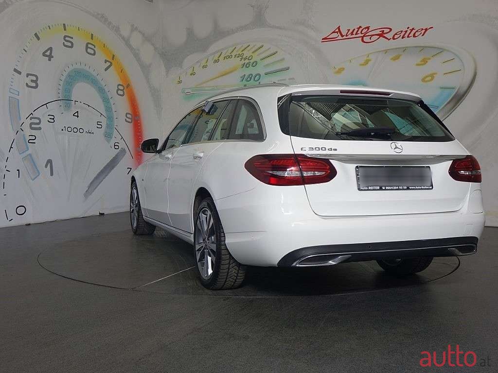 2021' Mercedes-Benz C-Klasse photo #5