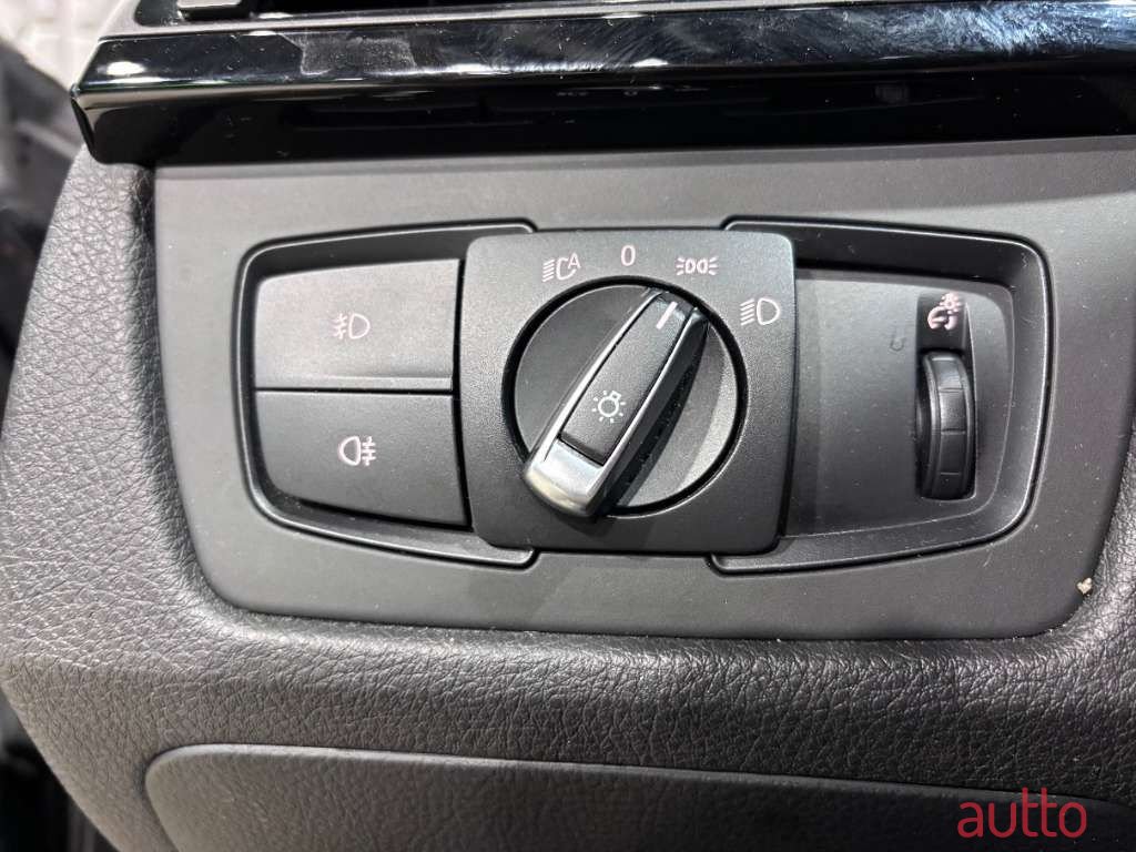 2015' BMW 3Er-Reihe photo #5