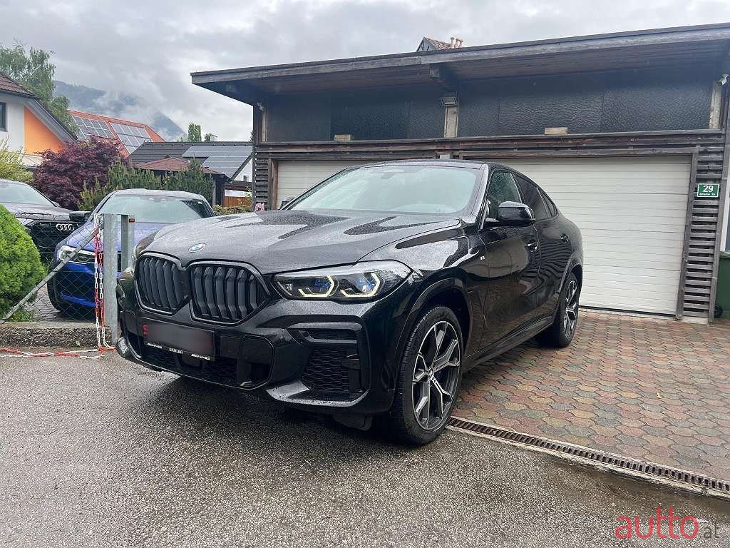 2021' BMW X6 photo #2