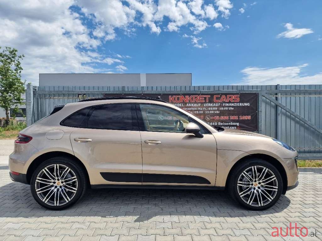 2015' Porsche Macan photo #4