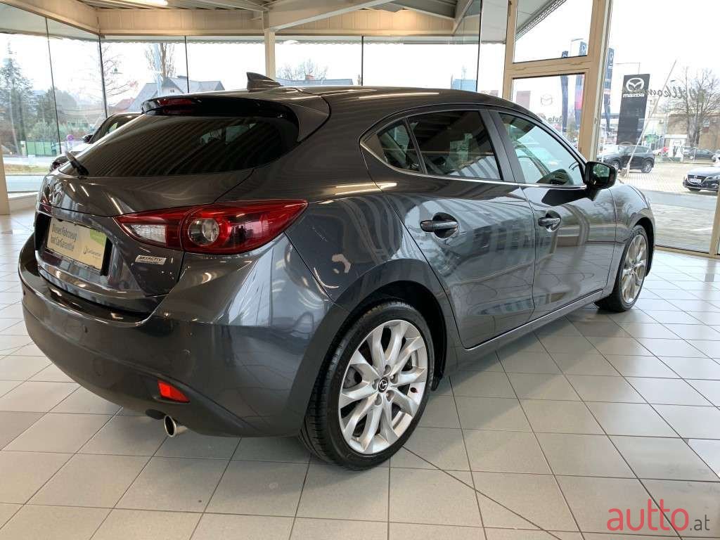 2016' Mazda Mazda3 photo #4