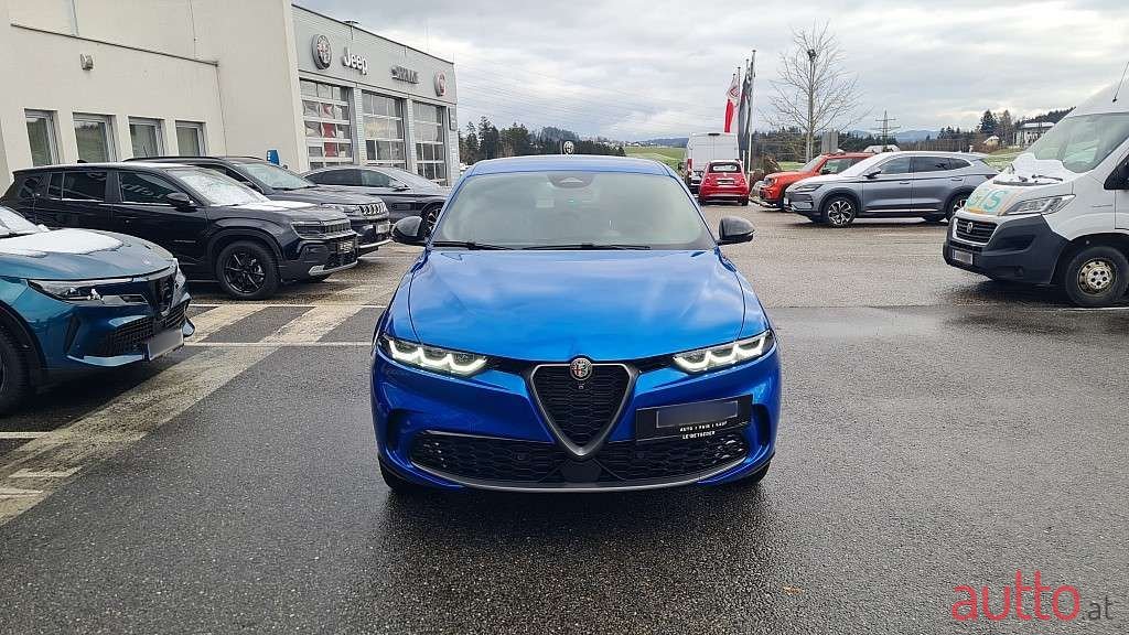 2023' Alfa Romeo Tonale photo #5