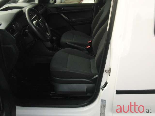 2016' Volkswagen Caddy photo #3