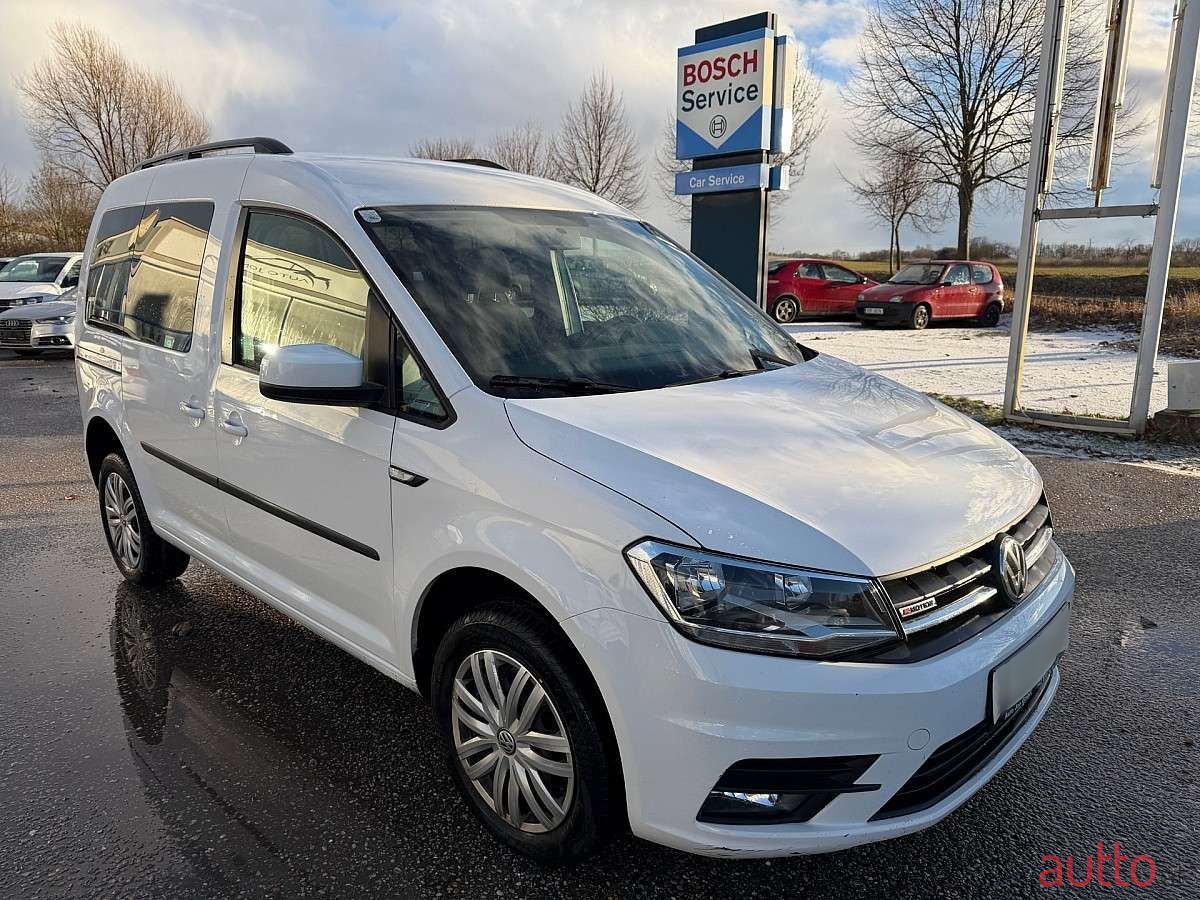 2018' Volkswagen Caddy photo #2