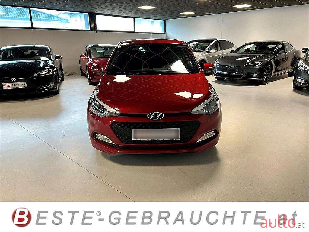 2017' Hyundai i20 photo #2