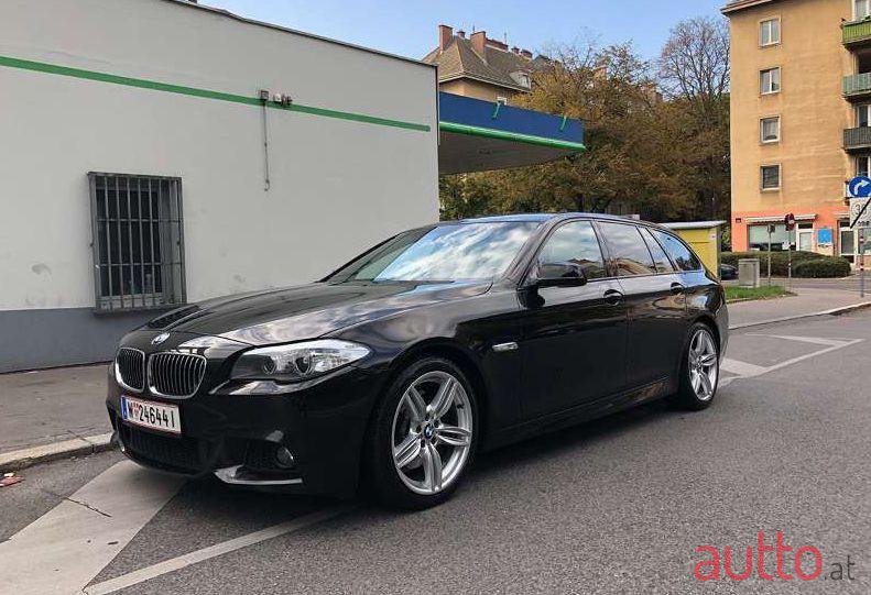 2011' BMW 5Er-Reihe photo #1