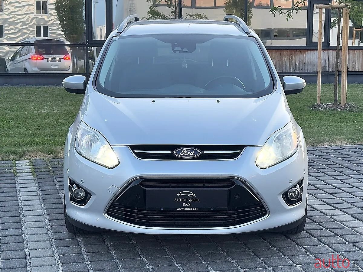 2015' Ford C-MAX photo #2