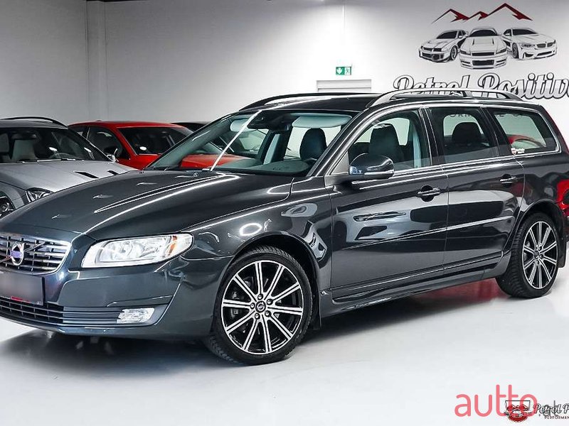 2014' Volvo V70 photo #2