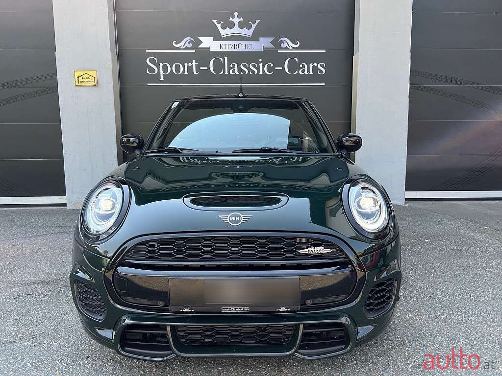 2019' MINI Cabrio photo #3