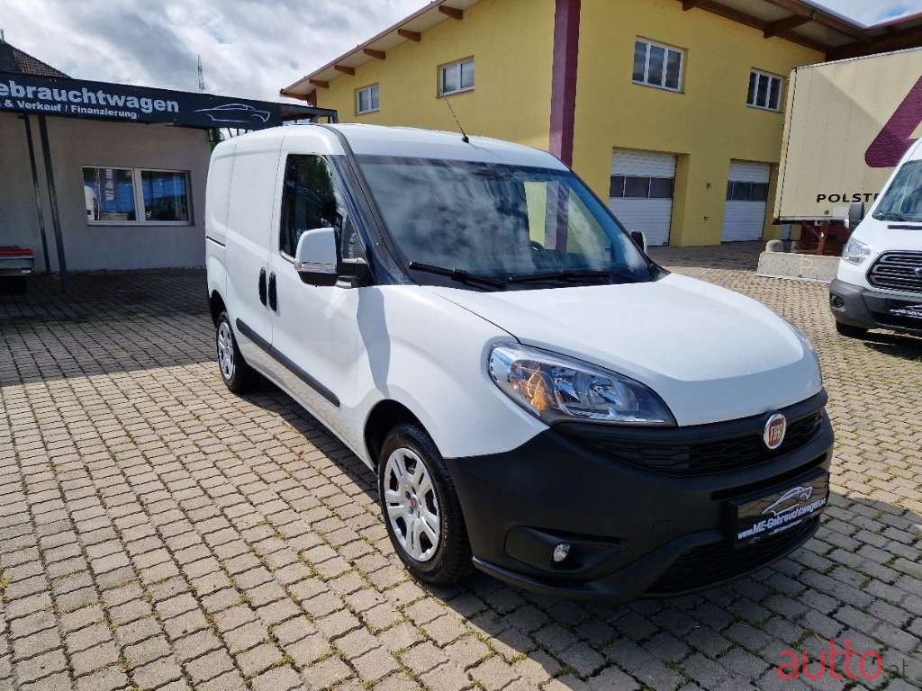 2017' Fiat Doblo photo #3