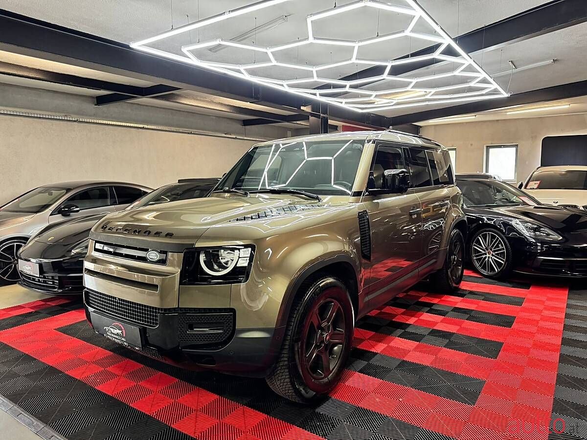 2020' Land Rover Defender photo #3