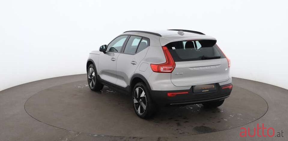 2024' Volvo XC40 photo #4