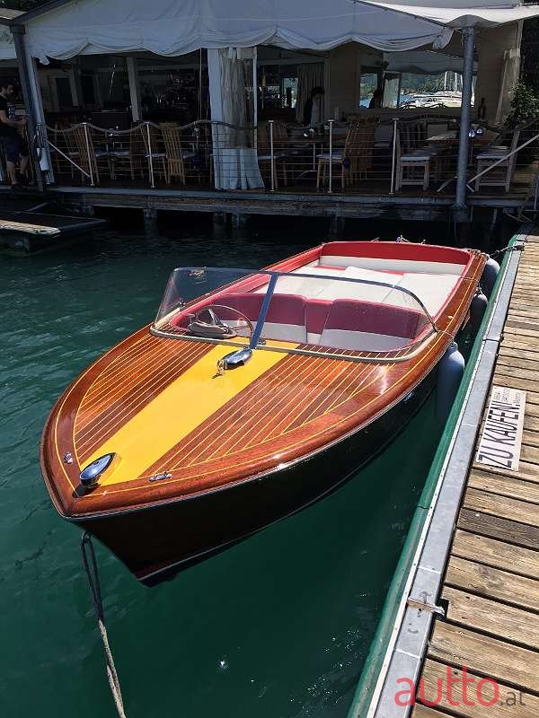 1970' Chris Craft photo #1