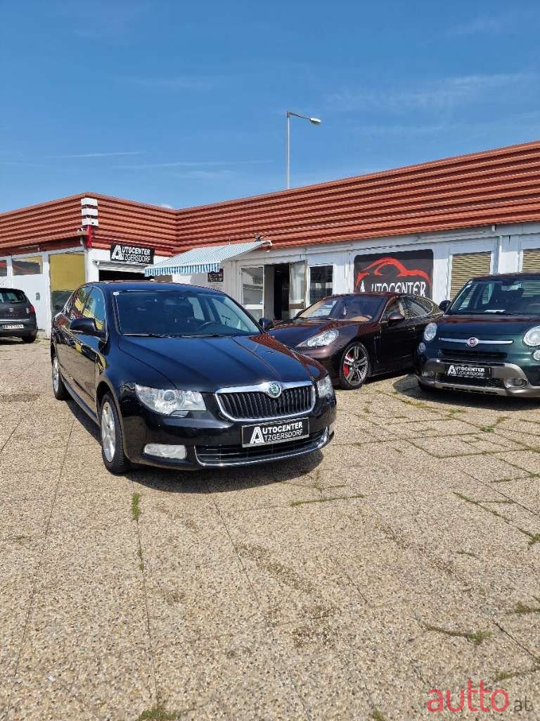 2010' Skoda Superb photo #3