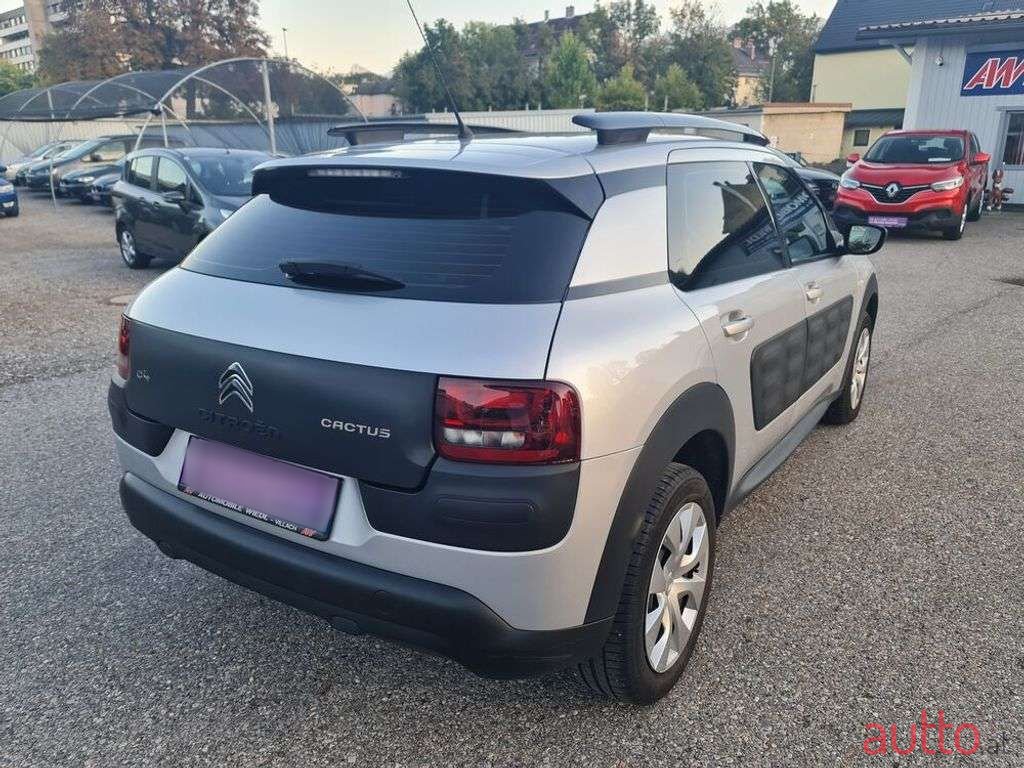2017' Citroen C4 Cactus photo #5