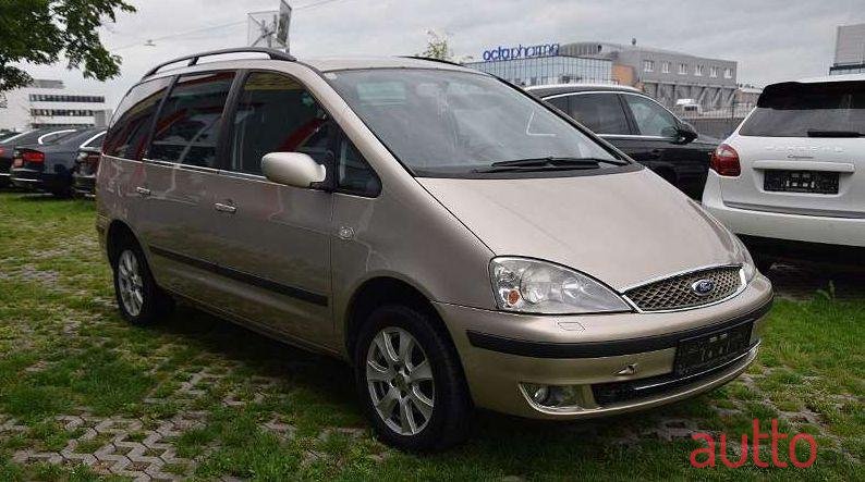 2004' Ford Galaxy photo #2