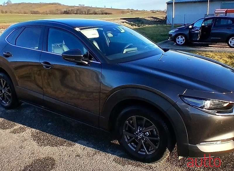 2020' Mazda CX-30 photo #3