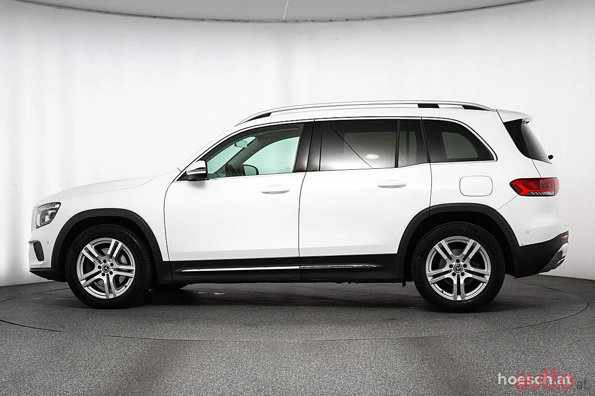2021' Mercedes-Benz GLB photo #3