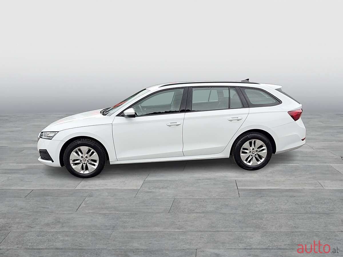 2022' Skoda Octavia photo #1