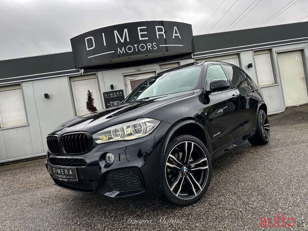 2013' BMW X5 photo #1