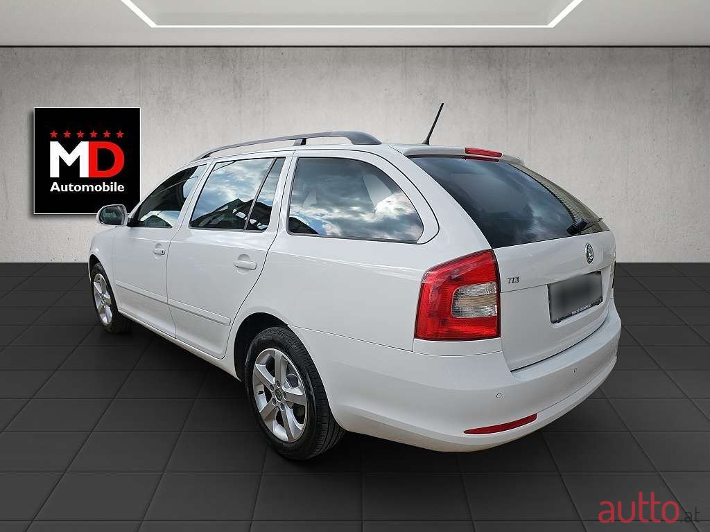 2012' Skoda Octavia photo #4
