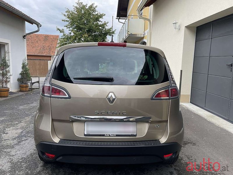 2014' Renault Scenic photo #6