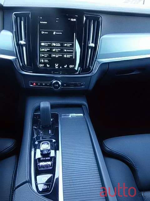 2021' Volvo S90 photo #3