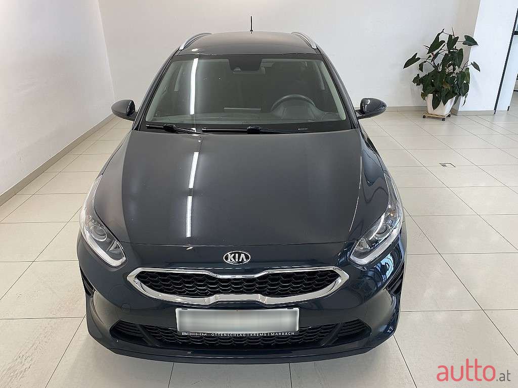 2020' Kia Ceed photo #2