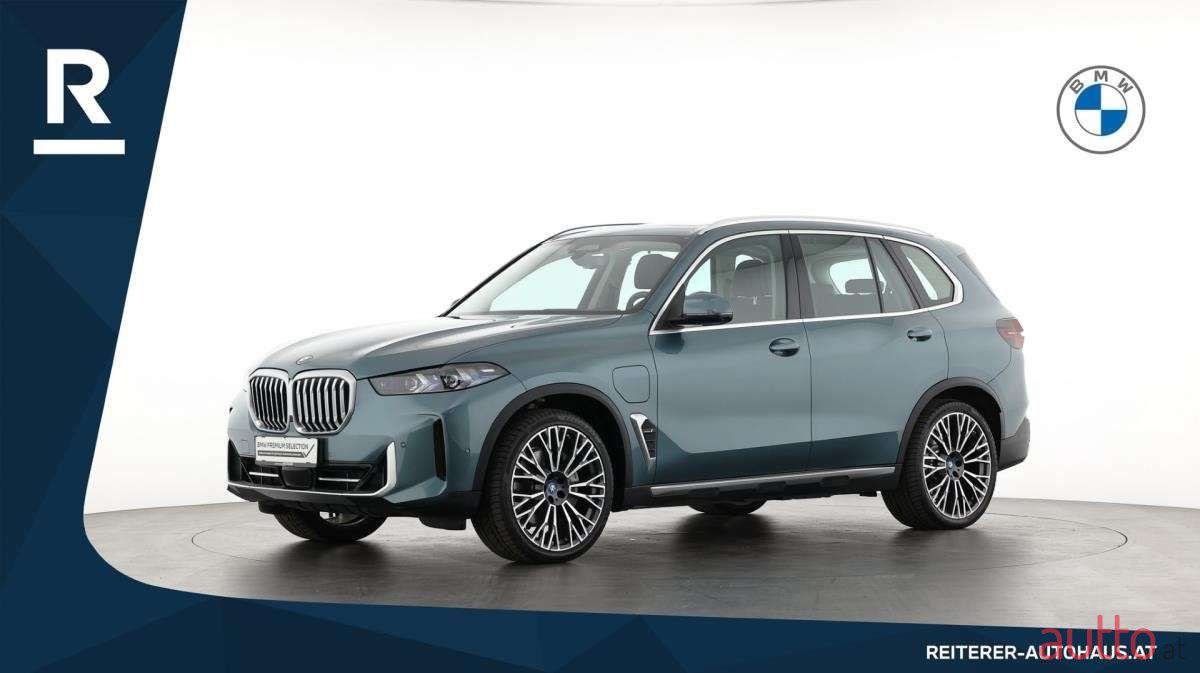 2023' BMW X5 photo #3