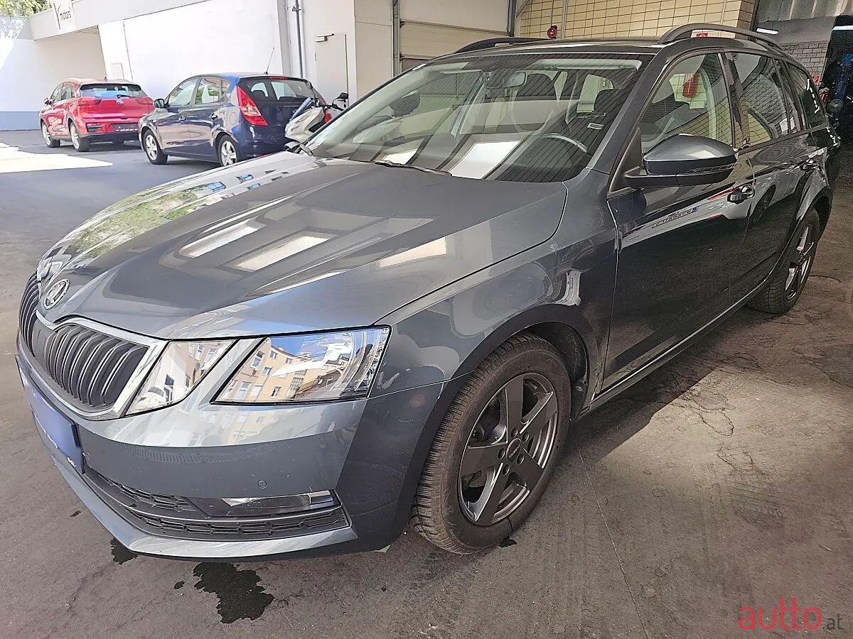 2017' Skoda Octavia photo #1