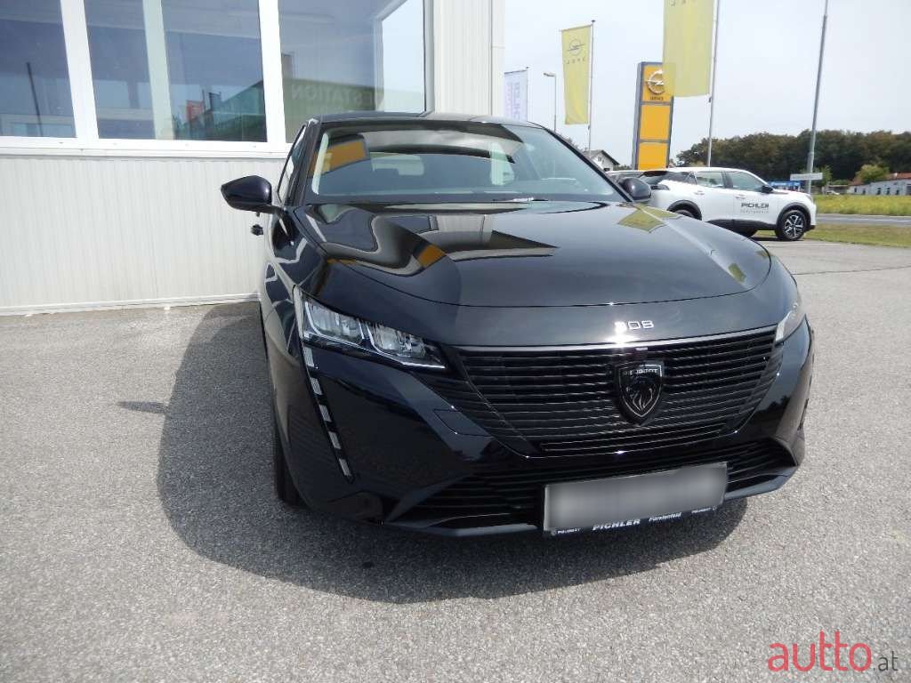 2024' Peugeot 308 photo #3