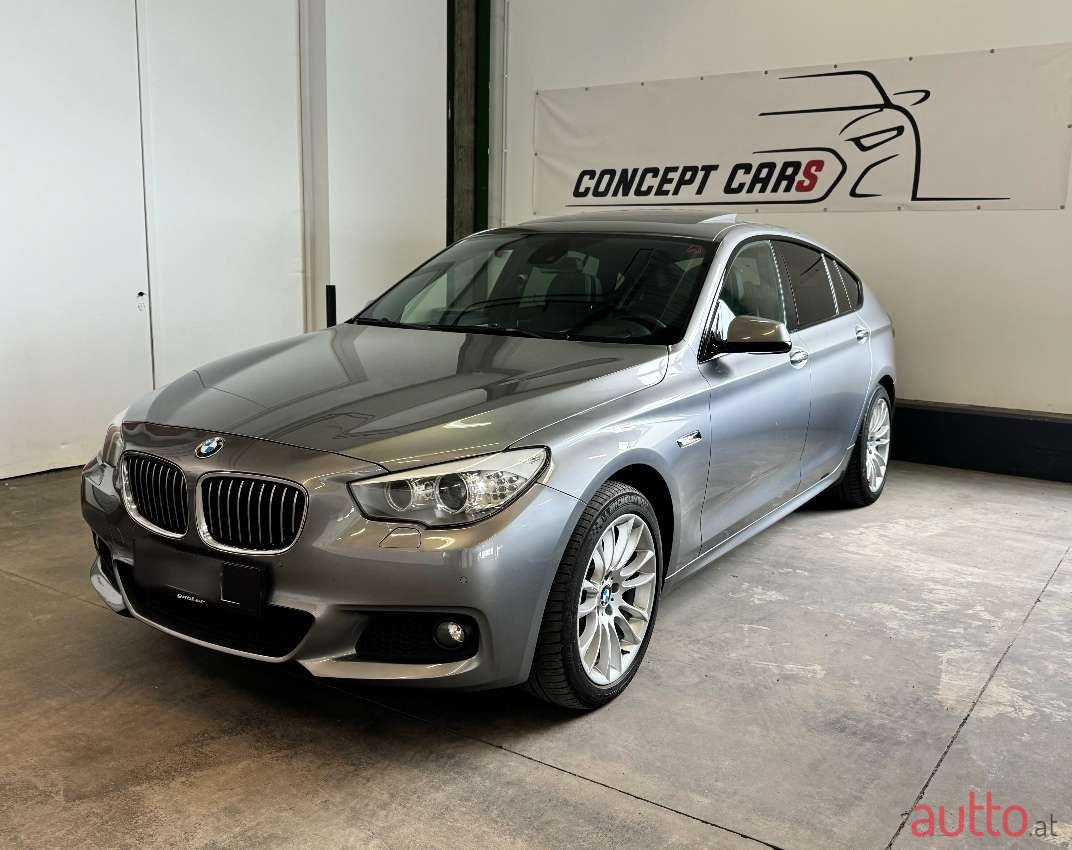 2012' BMW 5Er-Reihe photo #1