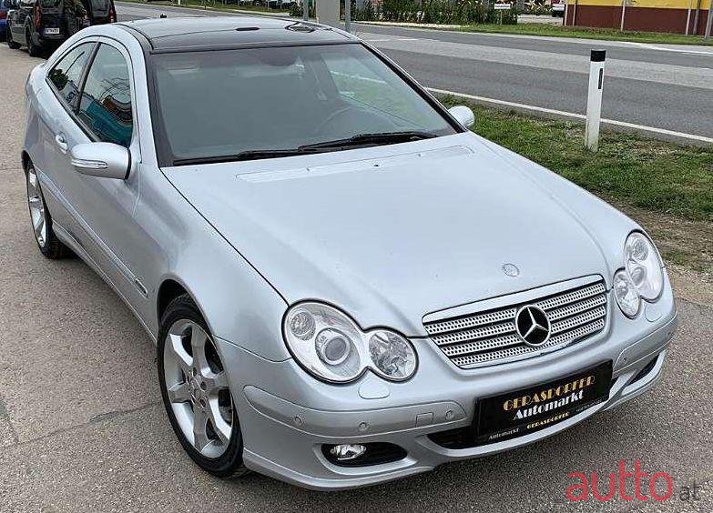 2005' Mercedes-Benz C-Klasse photo #1