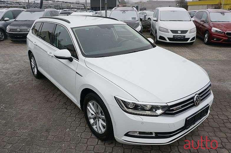 2016' Volkswagen Passat photo #1